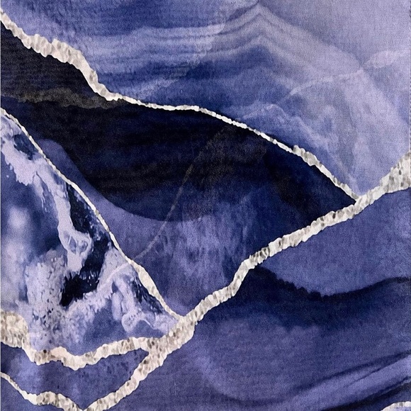 Brand new Soft Crepe Shawl in Royal Blue Marble✨ - Picture 4 of 5